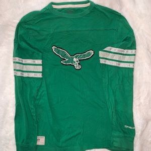 Men’s vintage looking Philadelphia Eagles shirt